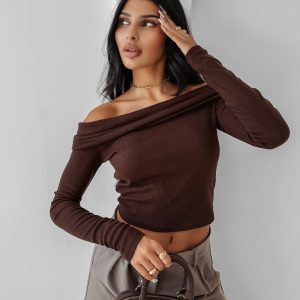 Bluzka dopasowana OLAVOGA CREAMED FOG czekoladowa - obrazek 1