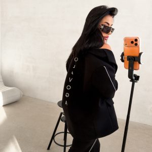 Marynarka damska OLAVOGA REFINE CZARNA - obrazek 1