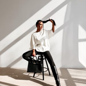 T-shirt damski OLAVOGA FIOAGE 2026 - obrazek 9